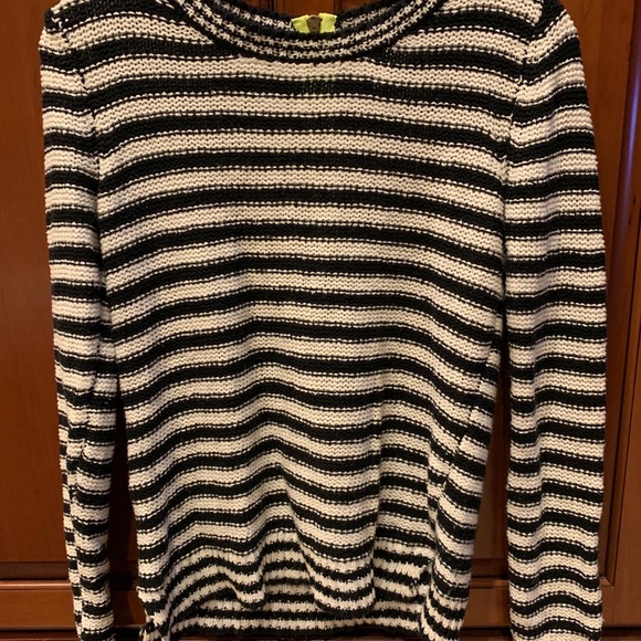Aeropostale black and white striped sweater - Picture 1 of 4